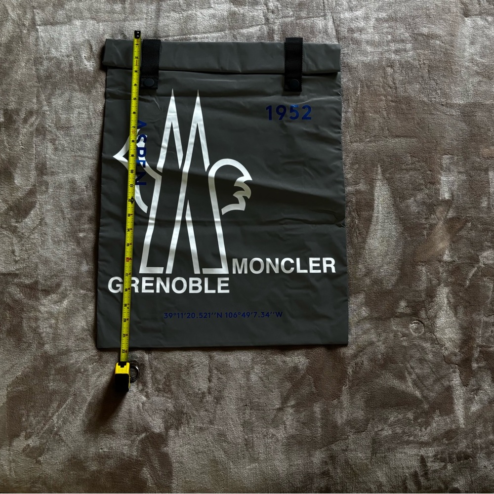 Moncler GRENOBLE ASPEN 1952 Ski Reflective Bag Backpack Logo Authentic Unisex - Picture 6 of 10